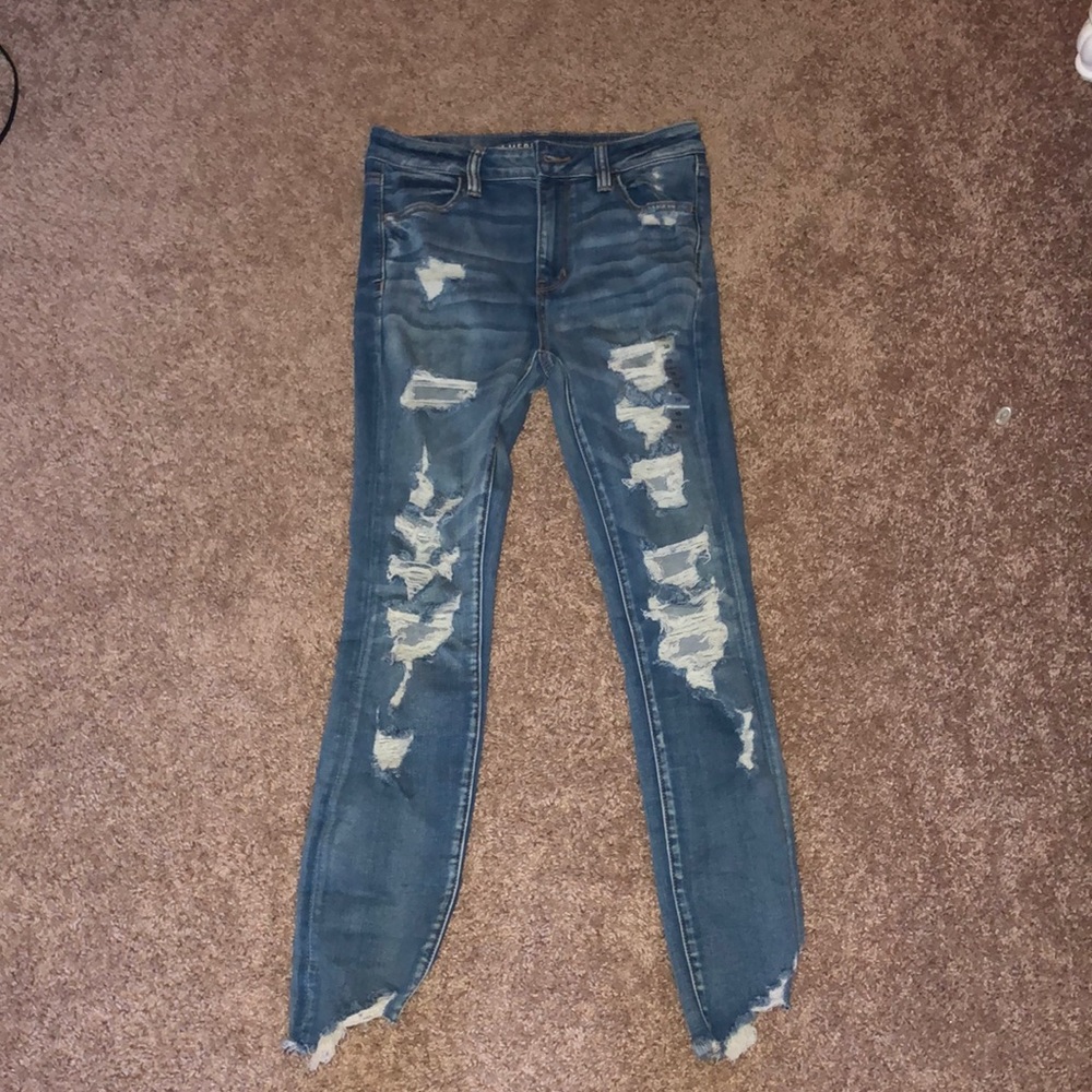 America Eagle ripped jeans